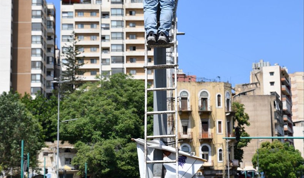 مؤسَّسة مخزومي تستكمل إصلاح أعطال الإشارات الضوئية