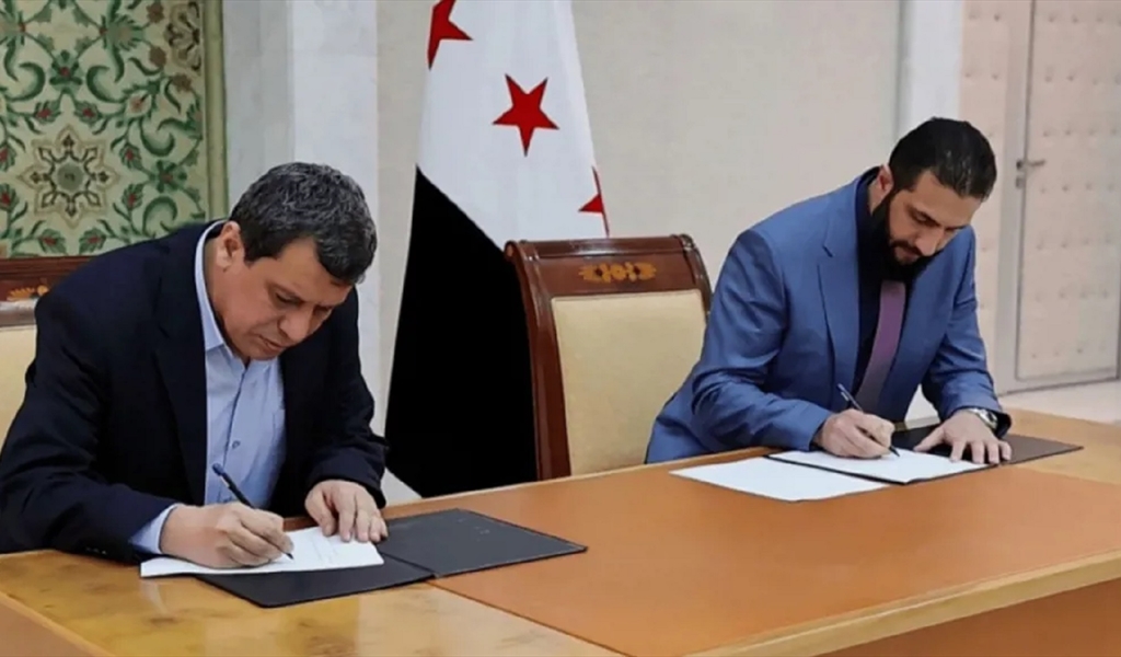 مظلوم عبدي يتوجه إلى دمشق للقاء أحمد الشرع