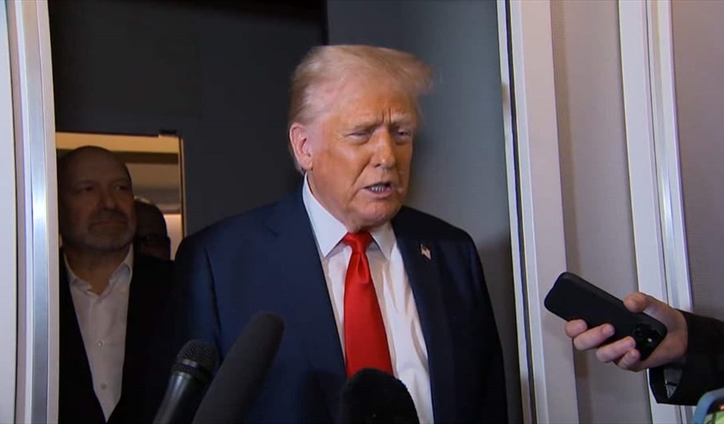 "تتجاوز الضربات الجوية".. خيارات جديدة لترامب ضد إيران