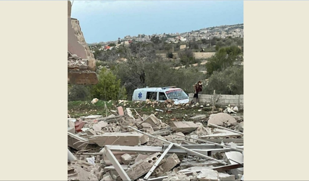 غارة على منزل في عين قانا