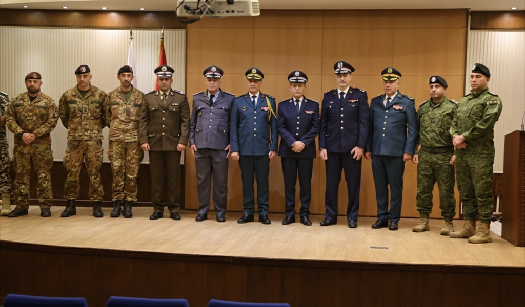 المشاركون في حفل تخريج الأمن العام