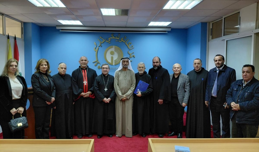 المشاركون في المؤتمر الصحفي