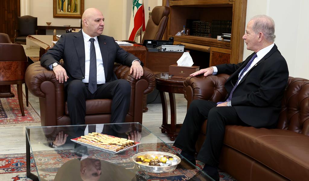 الرئيس عون مجتمعاً مع السفير الأميركي عيسى