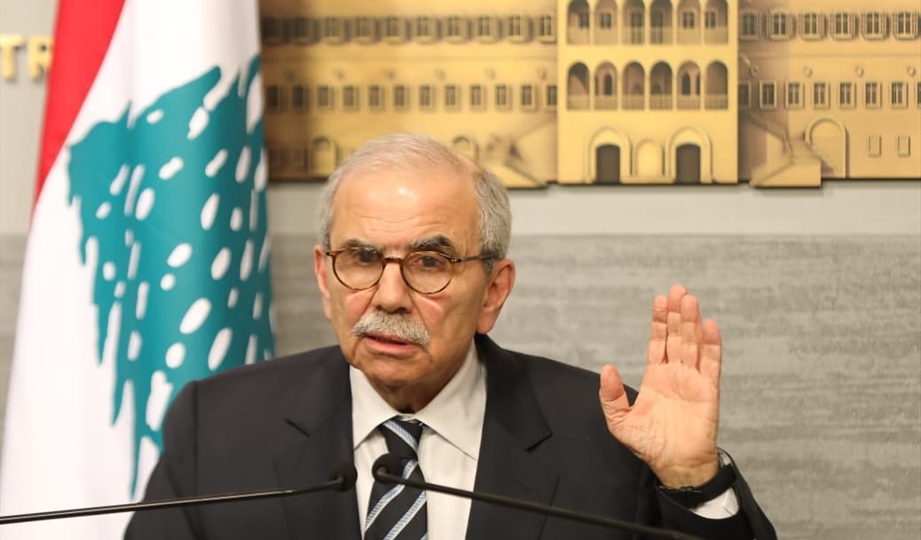 الرئيس سلام خلال مؤتمره الصحفي بعد إفطار أمس في السراي الكبير (محمود يوسف)