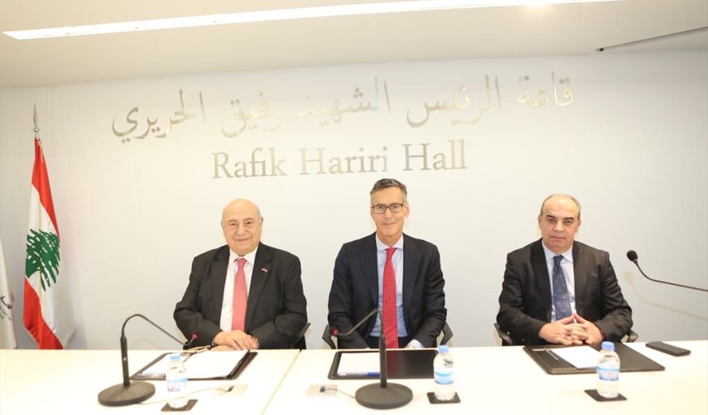 رئيس الجمعية محمد خالد سنو متحدثاً خلال اللقاء