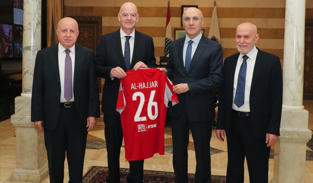 رئيس الفيفا جياني إنفانتينو ينال الجنسية اللبنانية رسمياً