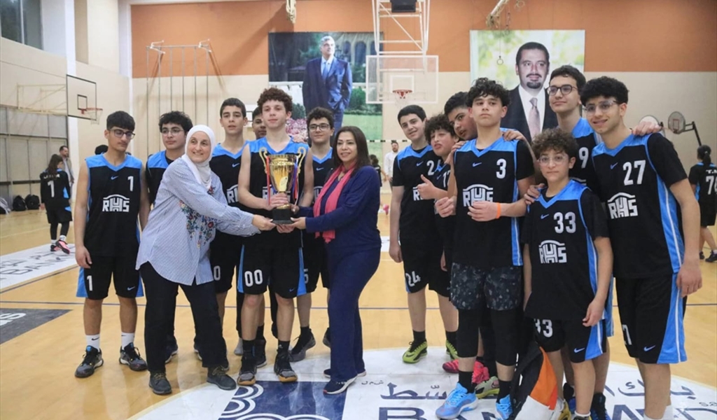 تتويج ثانويتي راهبات مار يوسف الظهور والحريري بالسلة المدرسية في الجنوب