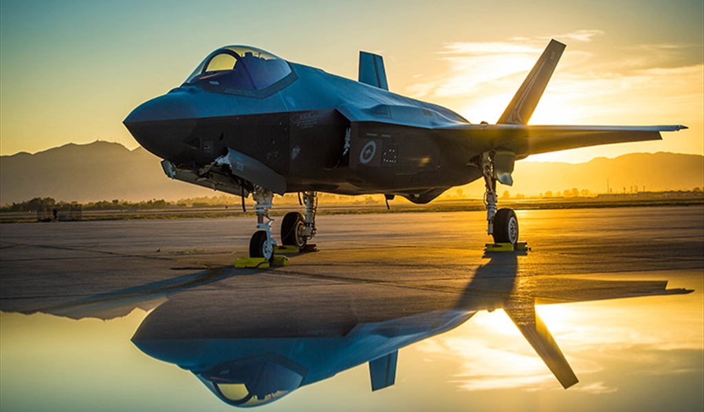 احتفالا بـ"إف 35".. تلويح إسرائيلي بضرب إيران "قريبا"