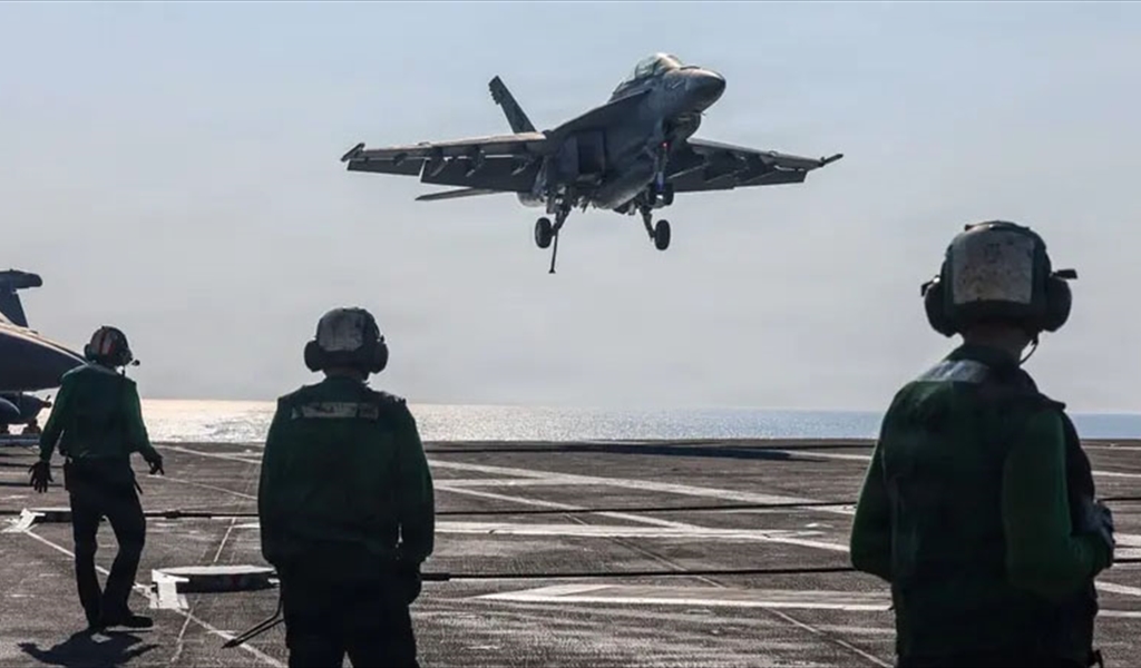 حاملة الطائرات يو إس إس أبراهام لنكولن