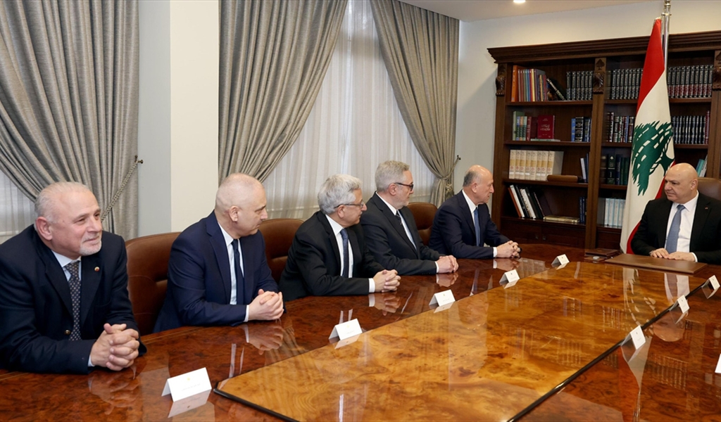 عون: نؤكّد الإصرار على إجراء الانتخابات في أيار