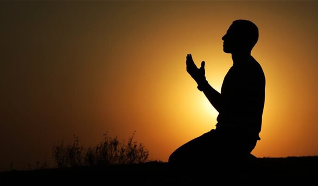 أن تكون مؤمنًا: سكينة الصبر ويقين التوكّل