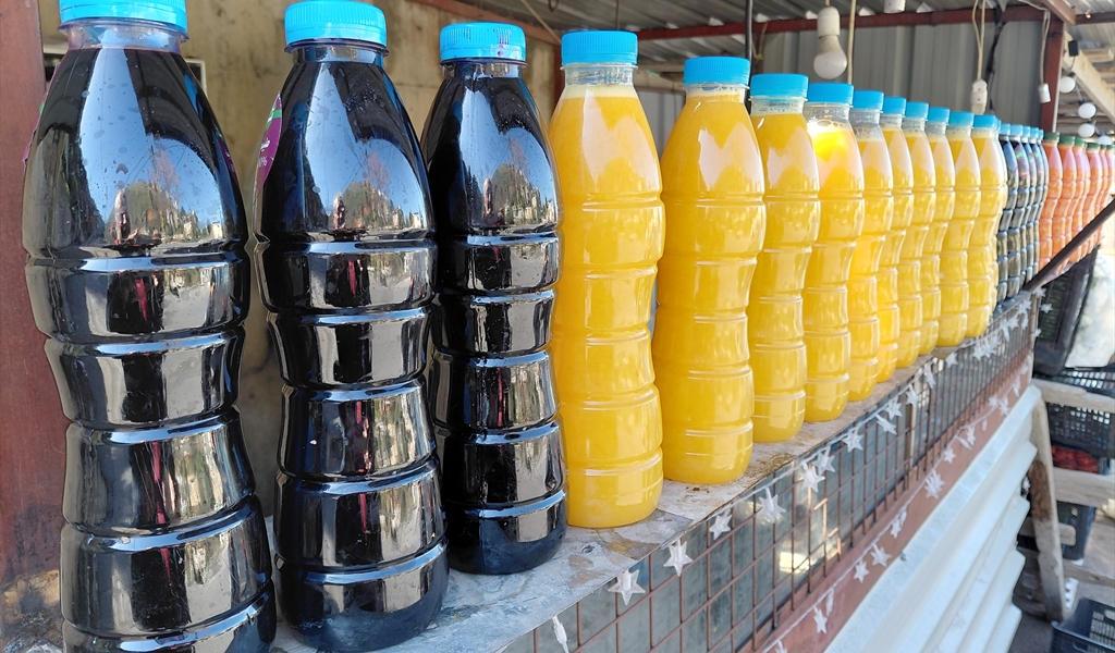 مشروبات رمضان بين العادة والتجارة