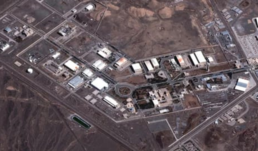 ضربة على منشأة نطنز النووية... هل من تلوّث إشعاعي؟