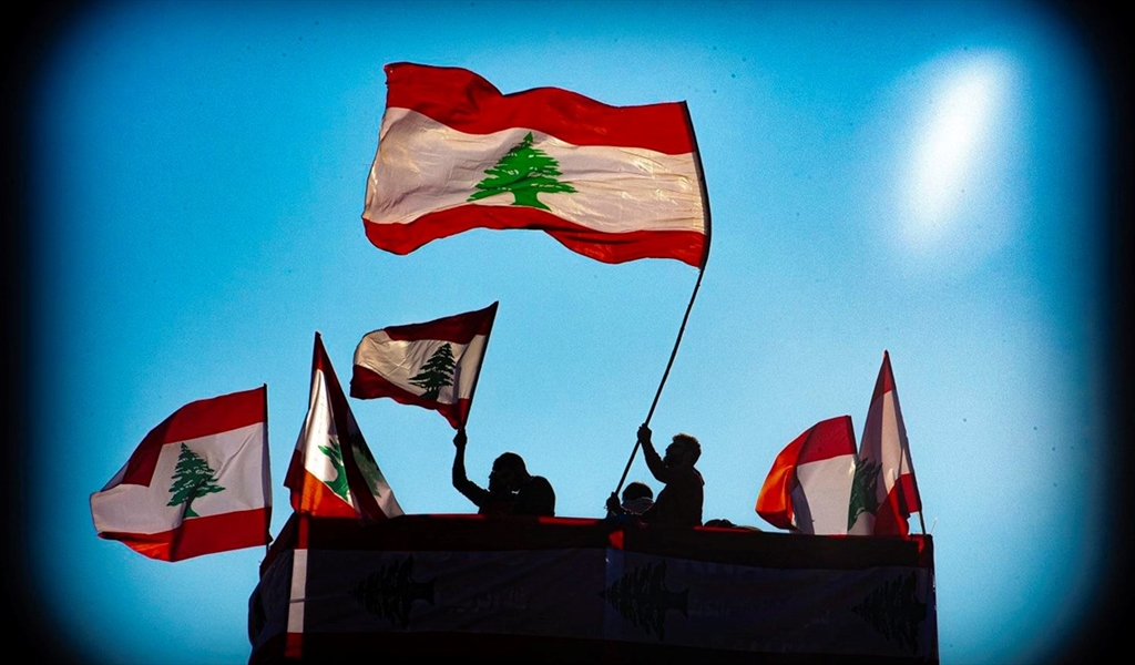 الجنون سينتهي ولو بعد حين فلا تهدموا الجسور