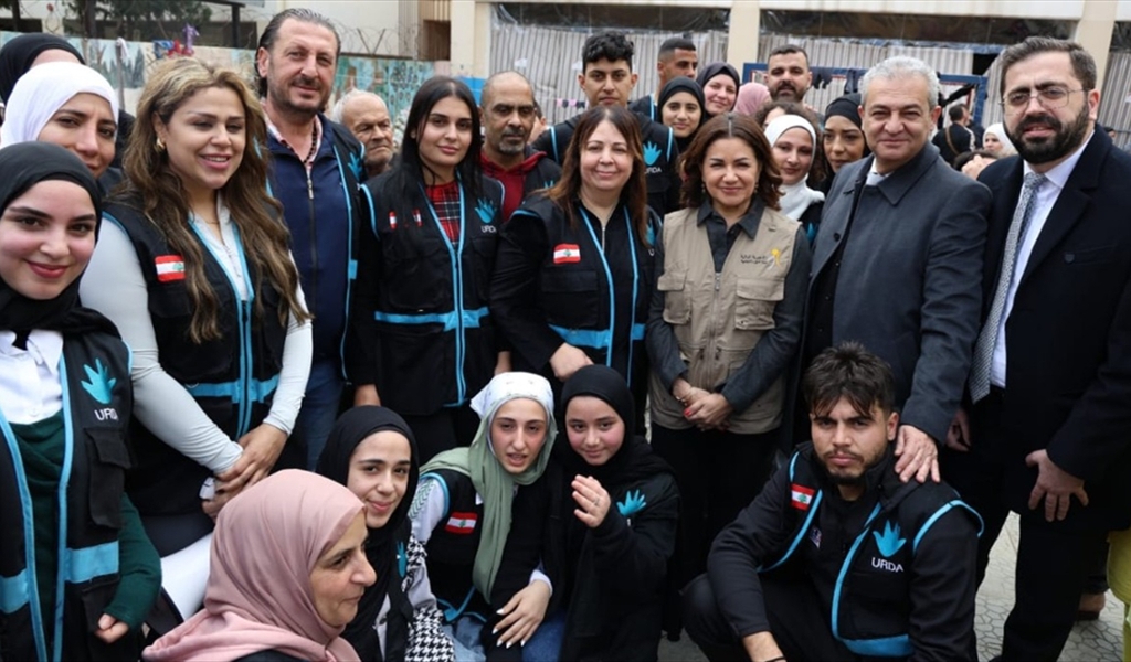 الوزيرة السيد وحجازي خلال الجولة على النازحين