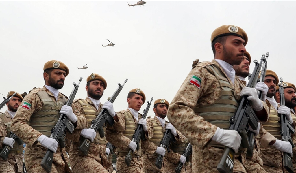 تأهُّب إيرانيّ لحربٍ طويلة