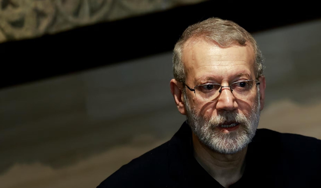 بالصورة.. رسالة خطية من لاريجاني