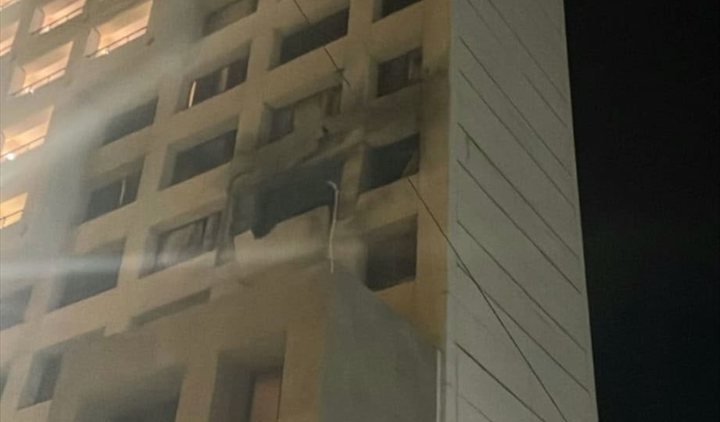 آثار الدخان في الطابق المستهدف في فندق رامادا