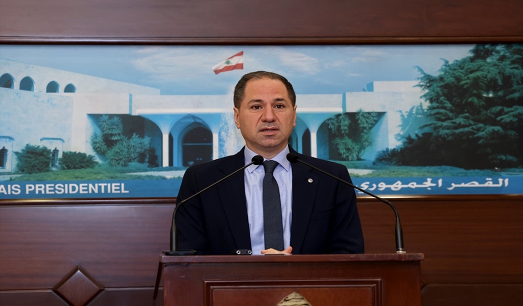 الجميل يرحب بقرار طرد السفير الإيرانيّ.. ويشكر حزب الله!