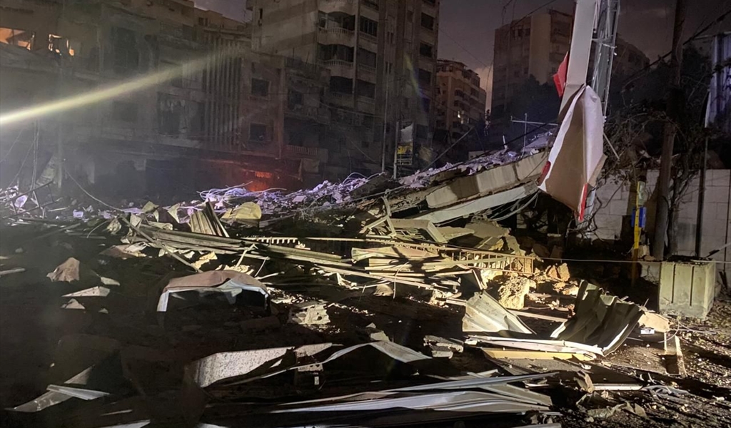 الدمار في ضاحية بيروت الجنوبية ــ المريجة، بعد الغارة الاسرائيلية مساء أمس