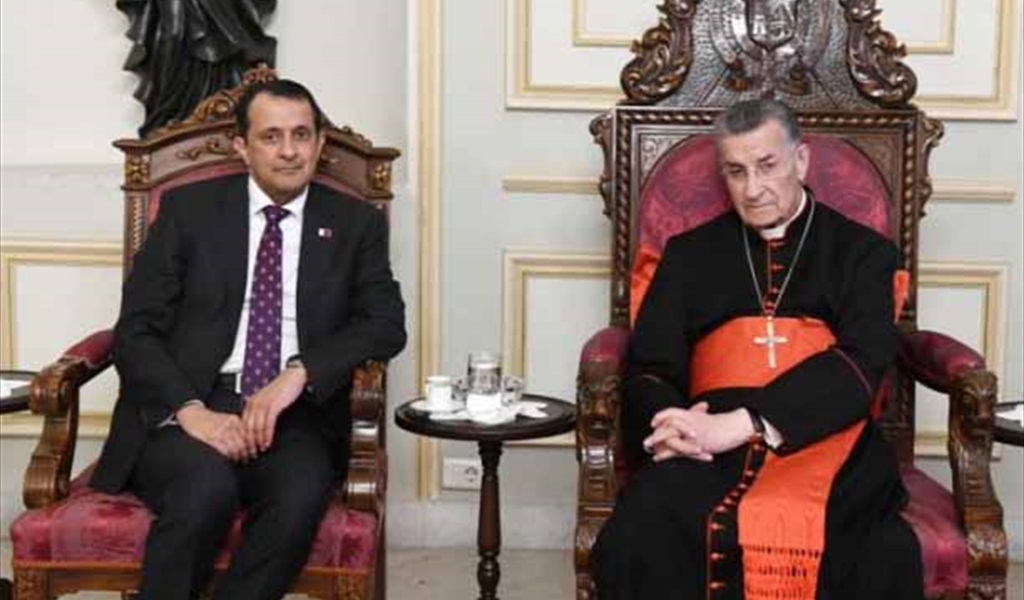 البطريرك الراعي مع السفير القطري