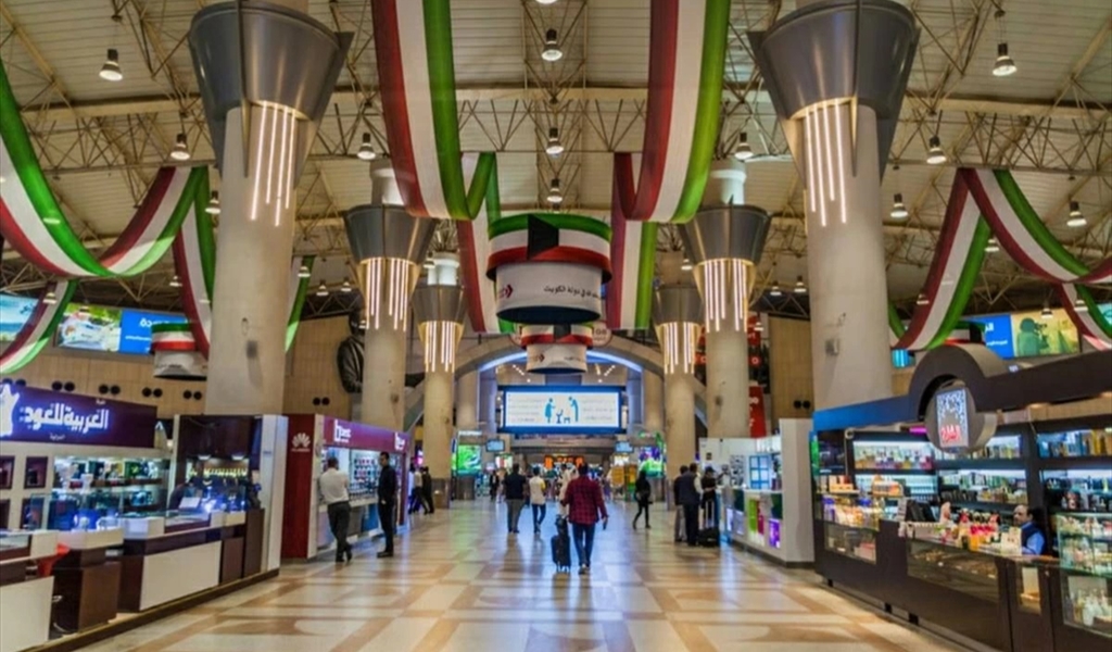 الكويت تفتح مجالها الجوِّي والتشغيل التدريجي لمطارها الدولي