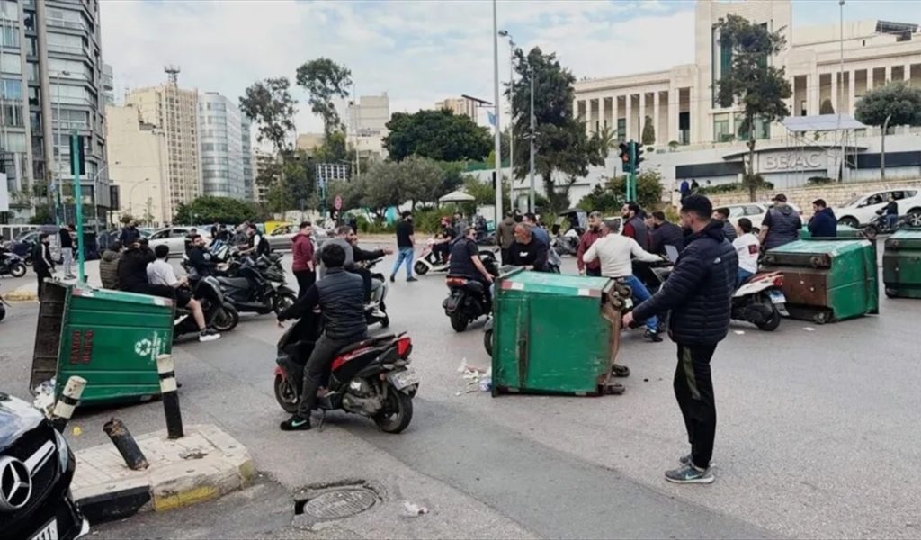 من ساقية الجنزير.. إلى البيت الأبيض!