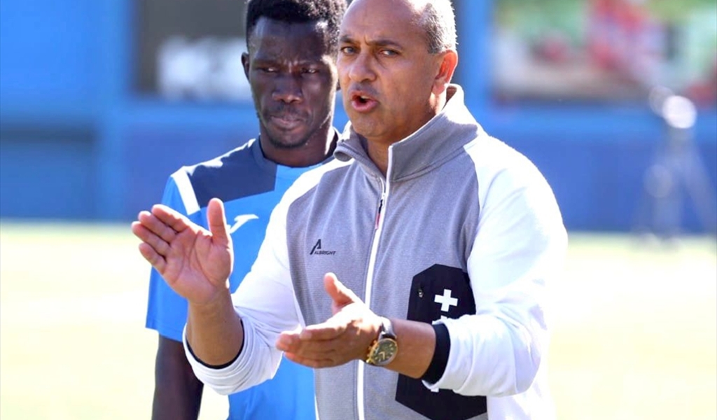 جيمس: لا انسحاب للراسينغ واطالب بالغاء الهبوط هذا الموسم..