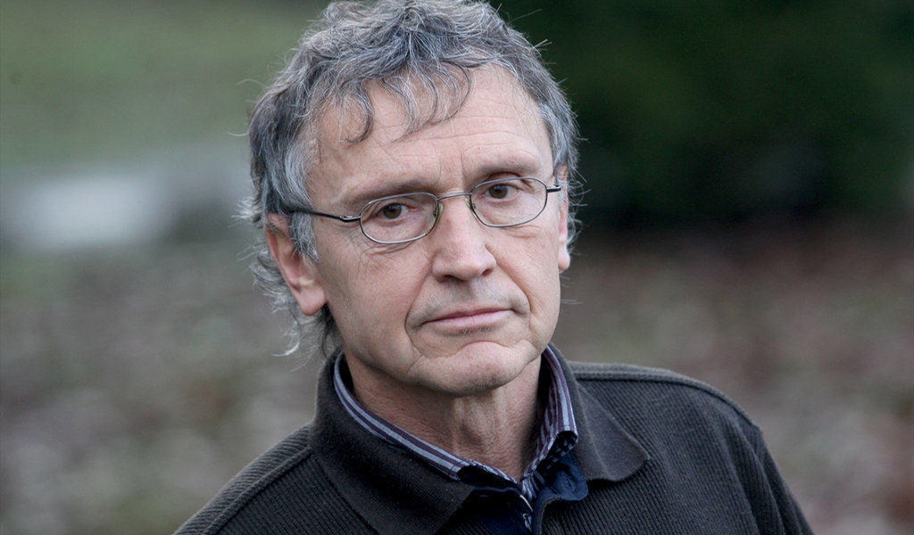 الفنان بيتر ماشيك