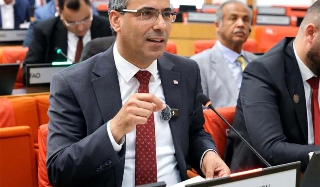 الوزير هاني يتحدث في المؤتمر