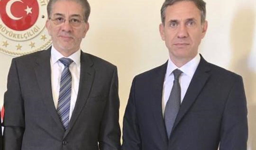 د . منيمنة والسفير التركي