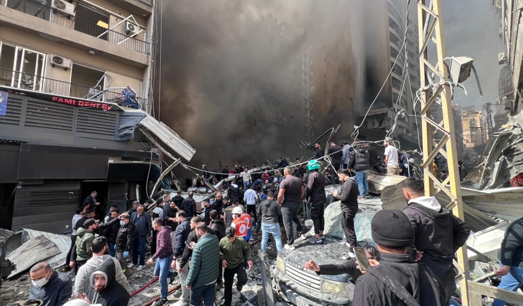 عمليات الانقاذ في برج ابي حيدر ( طلال سلمان)