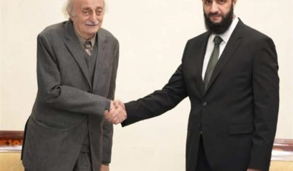 الرئيس الشرع خلال استقباله جنبلاط