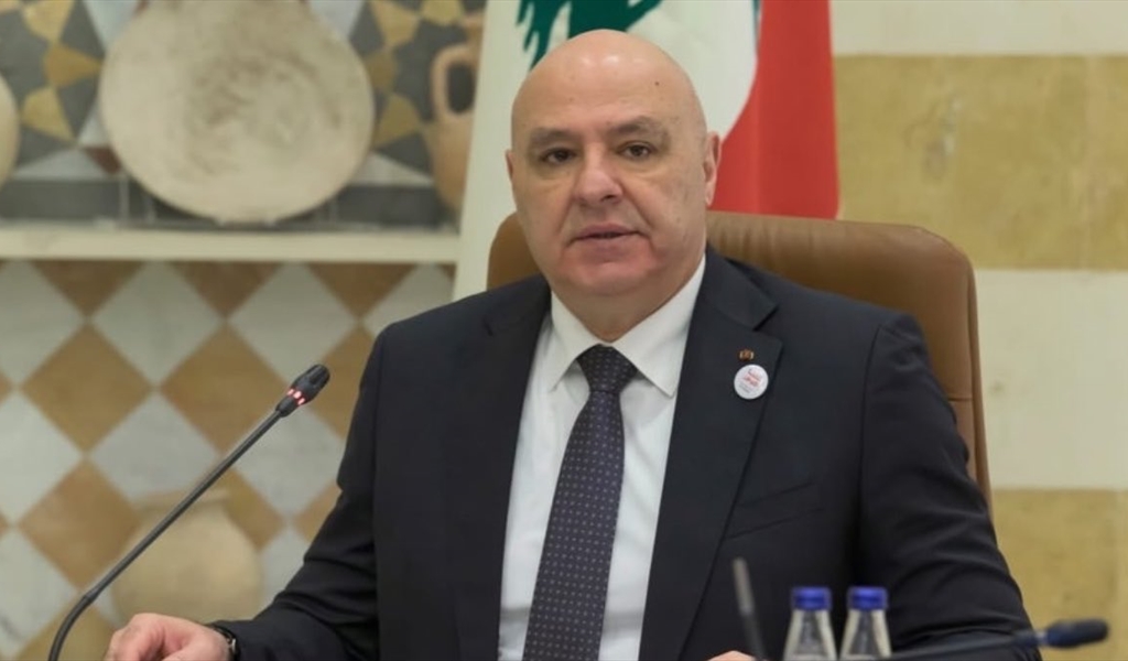 الرئيس عون: الخيانة يرتكبها من يأخذ بلده إلى الحرب تحقيقاً لمصالح خارجيّة Subtitle  Date  Menu  Body الرئيسية	 إدخال	  	  		           		   		           		   		                 		    	  	                     			 Author ×لا يوجد