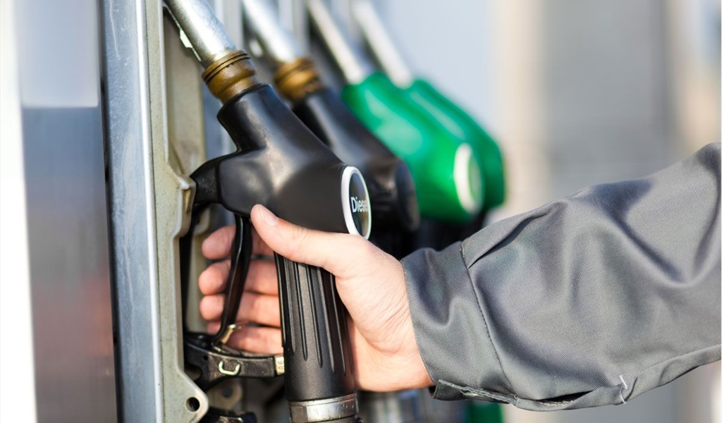 لبنان رهينة النفط: تقلّبات عالمية ترسم مسار المحروقات... وثلاثة سيناريوهات تحدّد مستقبل الأسعار