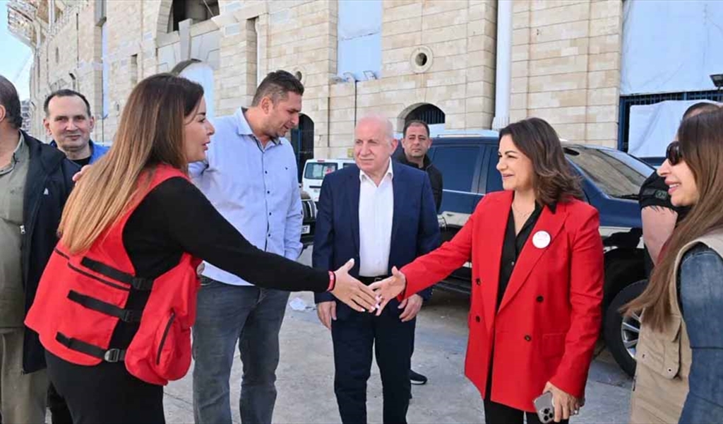 الوزيرة السيد في المدينة الرياضية