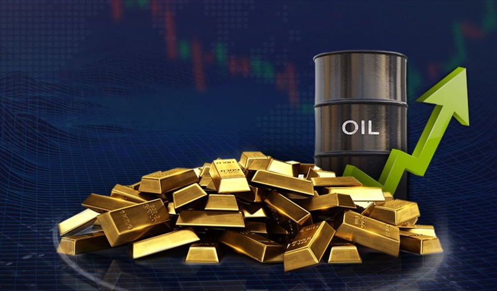 ارتفاع سعر الذهب وتراجع سعر النفط