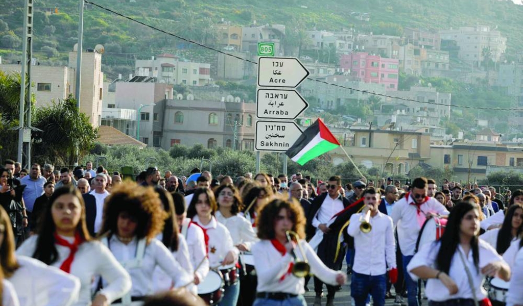 من إعلام العدو: العرب يشكلون خمس السكان واستبعادهم عن صنع القرار يحوِّل إسرائيل إلى دولة للتمييز العنصري ومنبوذة دولياً