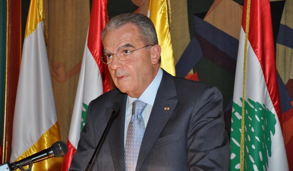 الخازن اتصل بالرئيس بري مثمنا إدانته حملات التطاول على الرموز الدينية والوطنية