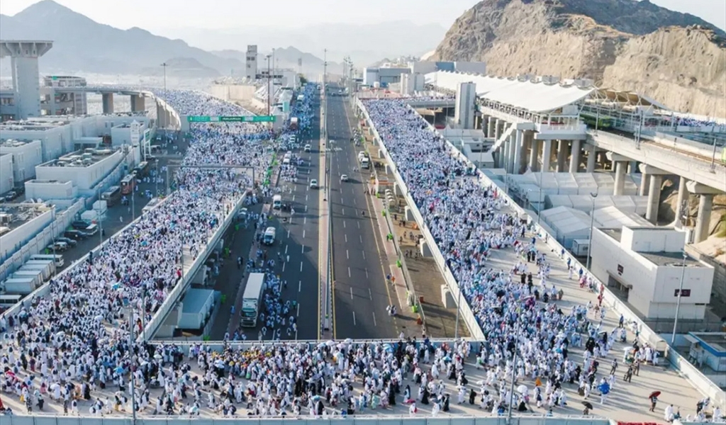 وصول حجاج بيت الله الحرام الى مشعر منى لقضاء يوم التروية