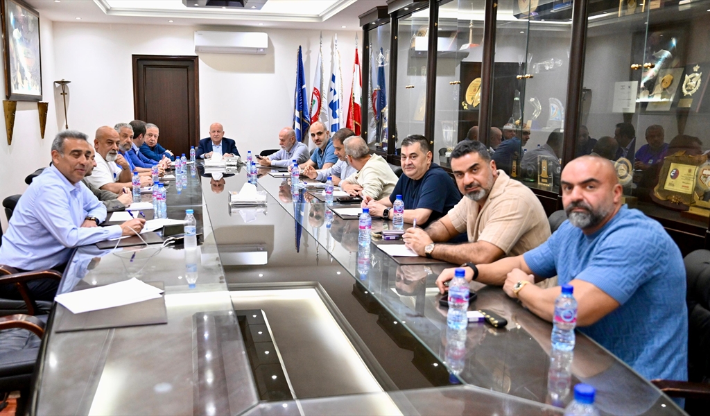ديربي التضامن الوطني بين النجمة والانصار يؤسس لاستئناف الدوري..