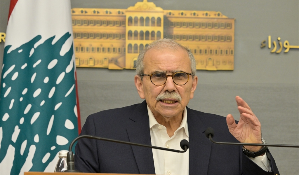 الرئيس سلام مخاطباً اللبنانيين من السراي