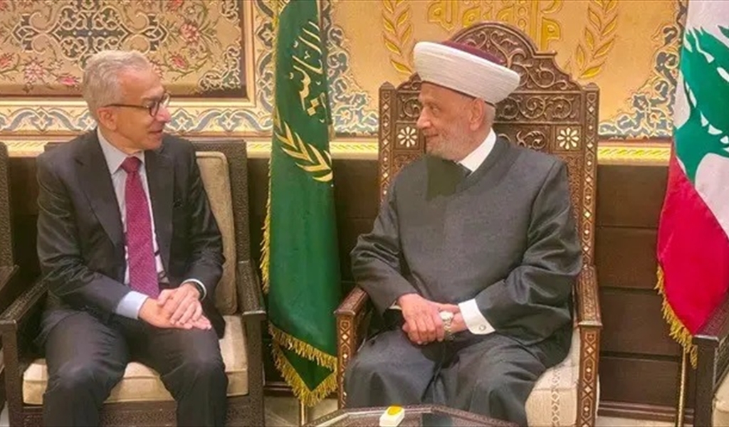 المفتي دريان مع الوزير البساط