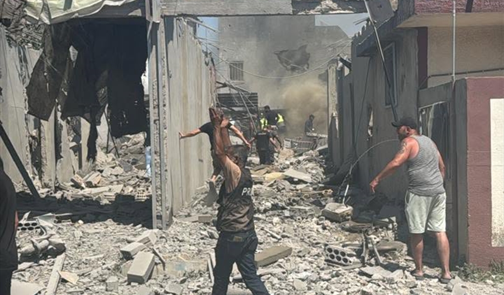الدمار الهائل في المساكن الشعبية في صور
