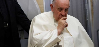 البابا فرنسيس يناشد بوتين وقف "دوامة الموت" في أوكرانيا