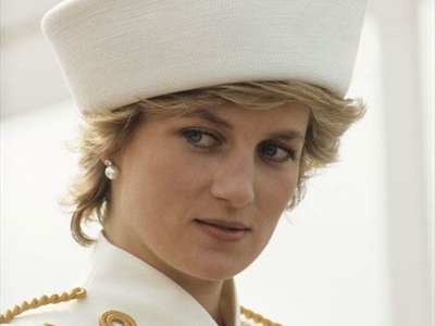 الكشف عن قبر الأميرة ديانا "الحقيقي".. سلسلة من الأحداث تؤكد أن موقعه تغيّر في آخر لحظة!