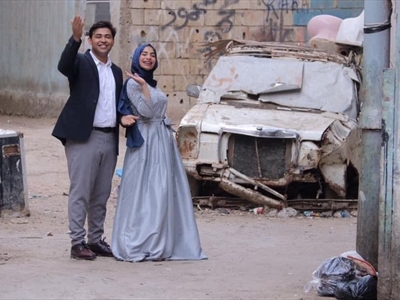 ريان وسميح.. «قصة حب في المخيم» تُترجم صورًا تصل الى الملايين!