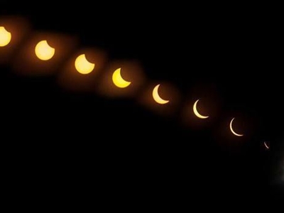 ظاهرة كسوف الشمس