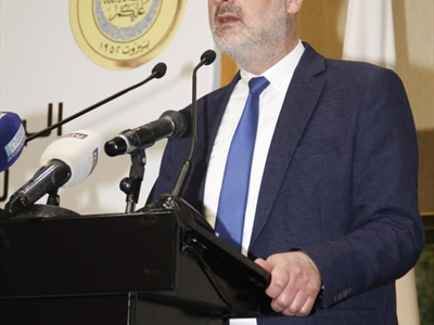 الوزير مولوي متحدثاً خلال الاحتفال