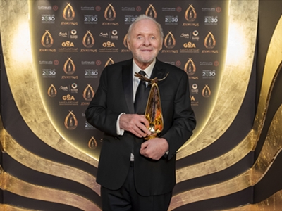 .. أنتوني هوبكنز